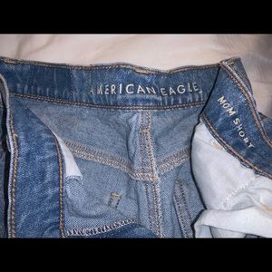 American Eagle mom shorts